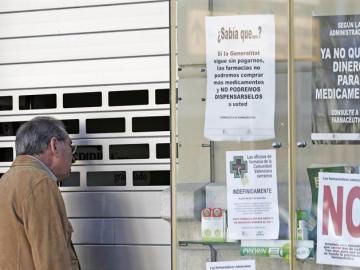 Farmacia cerrada en seguimiento de la huelga indefinida