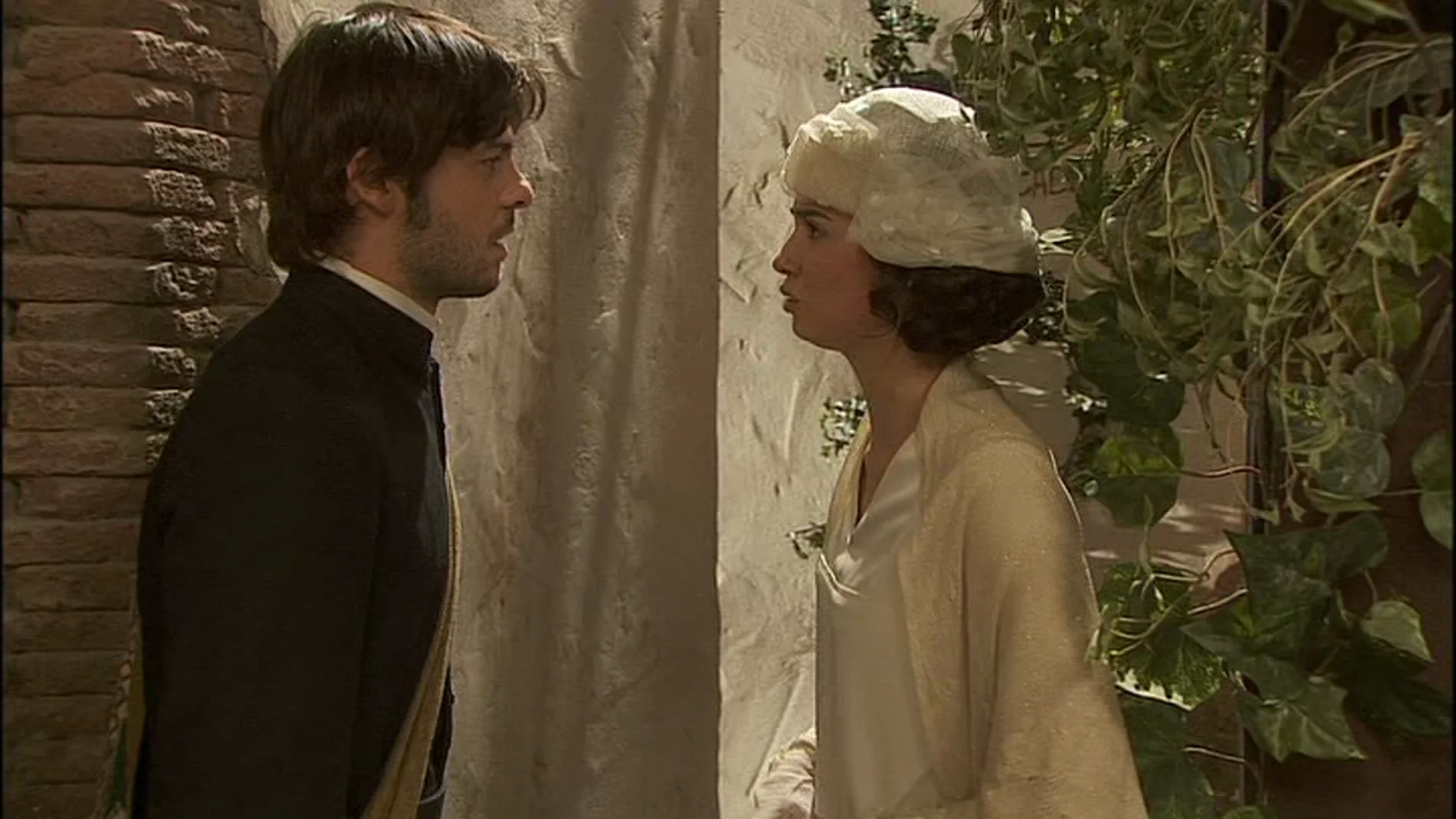 Gonzalo le dice a María que lo suyo se ha acabado