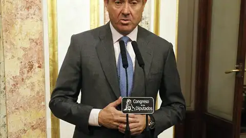 De Guindos comparece en el Congreso De Guindos comparece en el Congreso