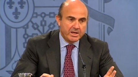 El ministro De Guindos en una rueda de prensa