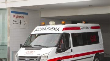 Imagen de una ambulancia de Barcelona