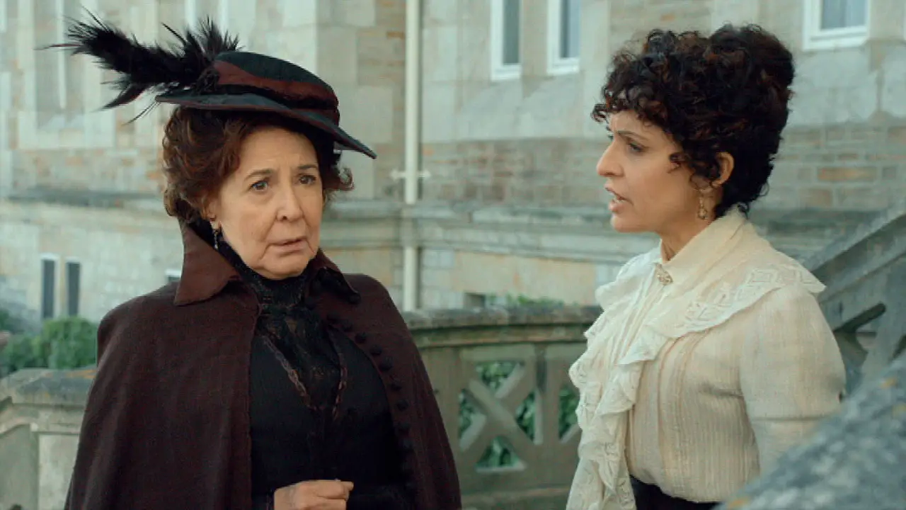 Teresa acusa a Ángela de la muerte de Juan