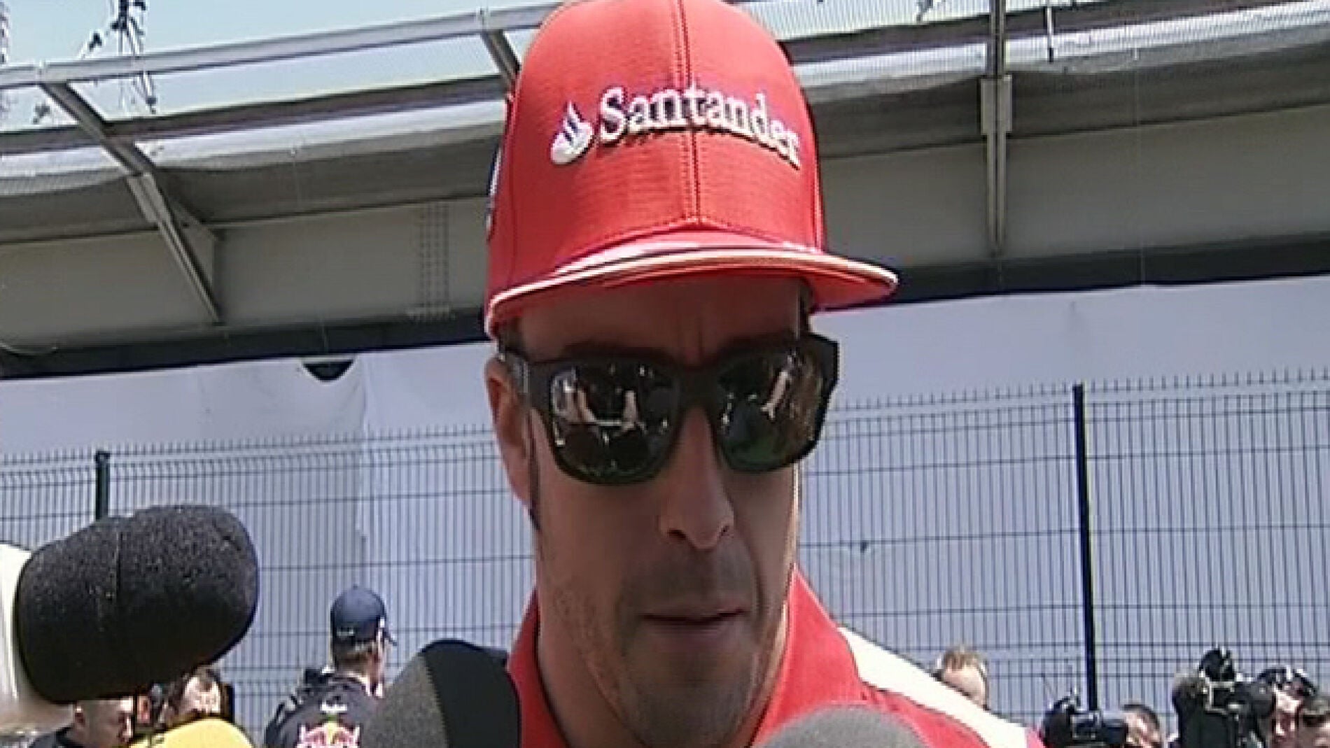 Alonso habla con los medios