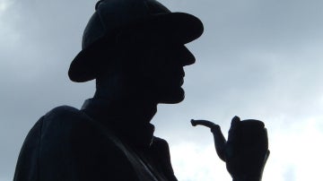Estatua de Sherlock Holmes en Baker Street