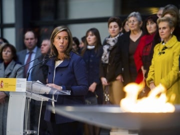 Ana Mato durante su intervención en el acto de homenaje a las víctimas de violencia de género