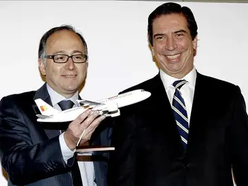 El consejero delegado de Iberia Express, Luis Gallego, y el consejero delegado de Iberia, Rafael Sánchez-Lozano El consejero delegado de Iberia Express, Luis Gallego, y el consejero delegado de Iberia, Rafael Sánchez-Lozano
