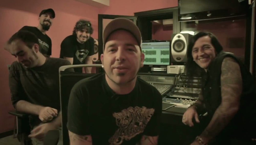 Skunk DF en el estudio