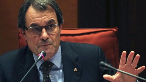 Artur Mas durante su comparecencia ante la Diputaci&oacute;n Permanente del Parlament