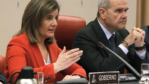 Fatima Bañez Fatima Bañez