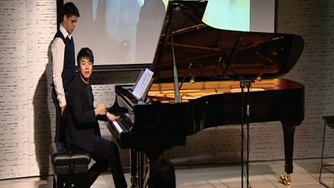 Lang Lang dando una clase magistral de piano