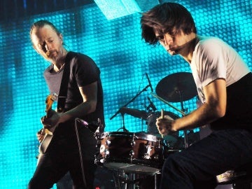 Jonny Greenwood y Thom Yorke en un concierto