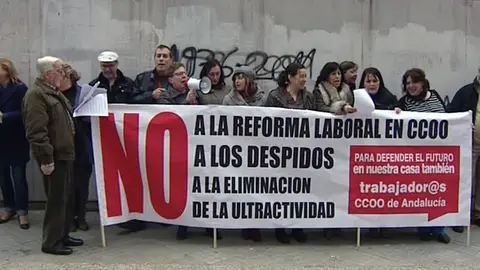 Protesta por el ERE de CCOO Protesta por el ERE de CCOO