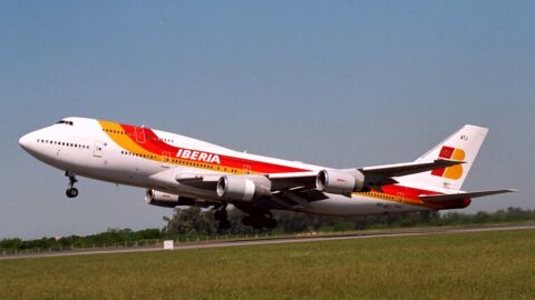 Un avi&oacute;n de Iberia