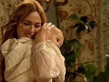 Sara recupera a su hijo Sara recupera a su hijo