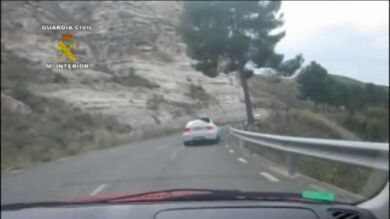 Detenido un joven en Elche por grabar vídeos de conducción temeraria