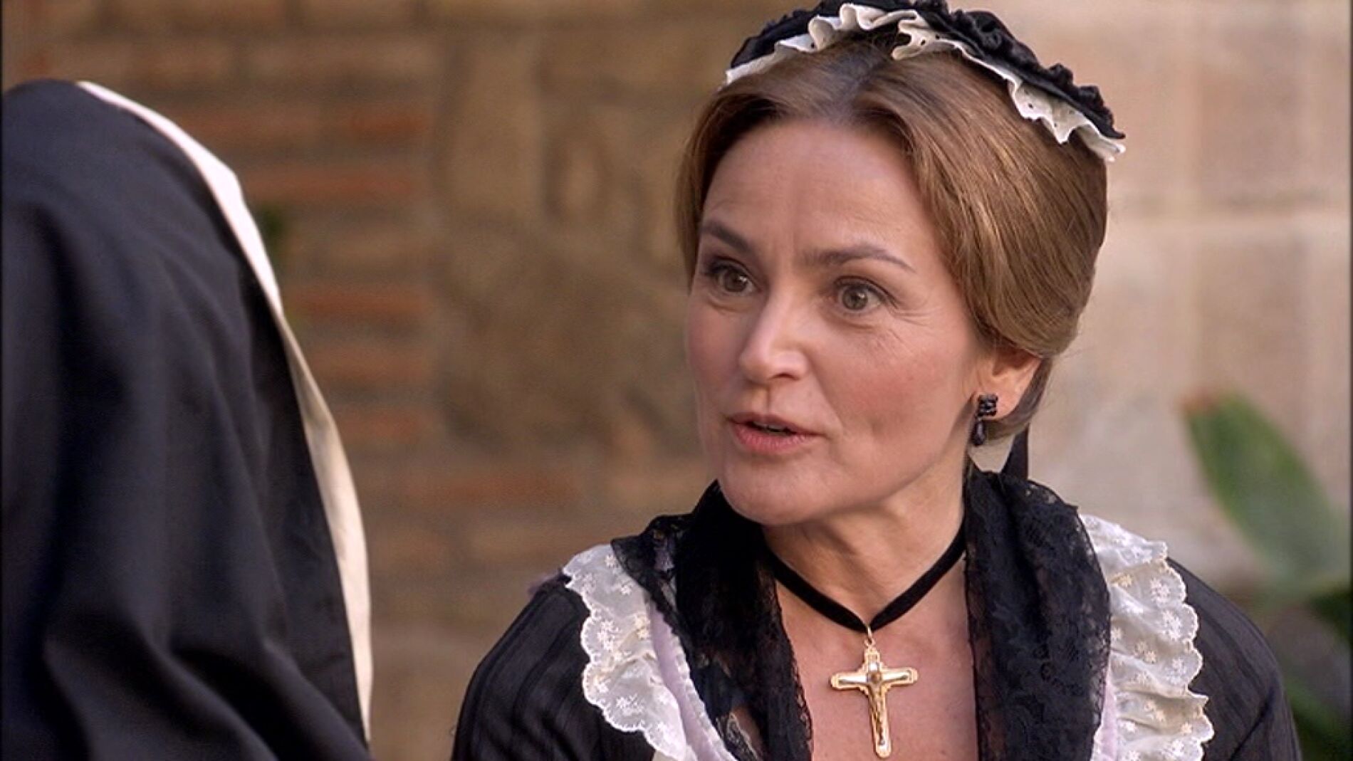 Do&ntilde;a Carlota descubre la verdad sobre la hija de Mar&iacute;a