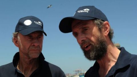 Los exploradores sir Ranulph Fiennes (izq) y Anton Bowring