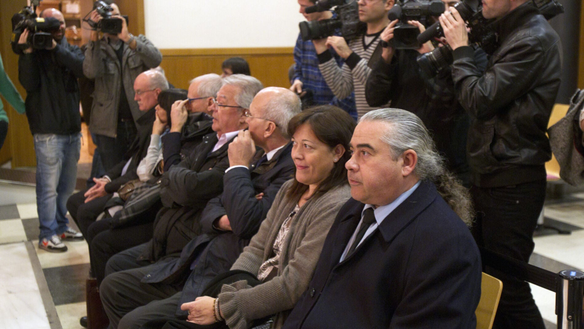 Fidel Pallerols con el resto de imputados