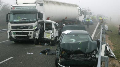 Mueren 17 personas en 14 accidentes de tráfico durante el fin de semana