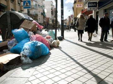 Huelga de recogida de basura en Granada