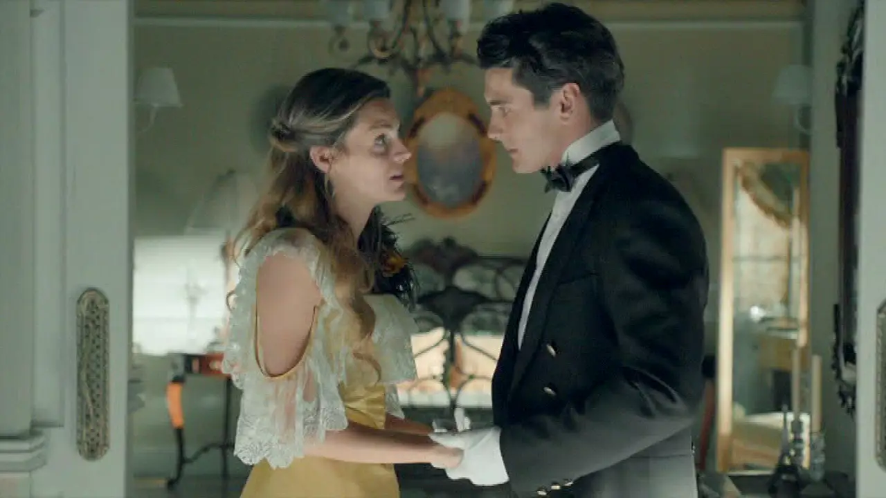 Julio no quiere abandonar a Alicia