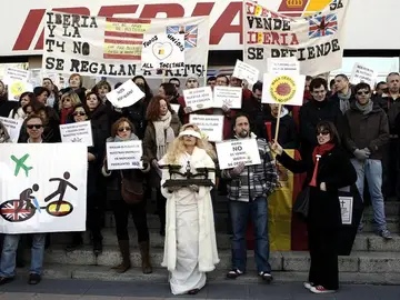 Manifestación frente a Iberia Manifestación frente a Iberia