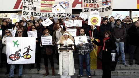 Manifestaci&oacute;n frente a Iberia