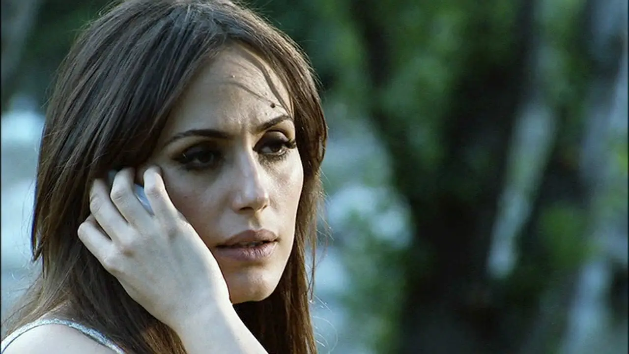 Julia delató a Burbuja