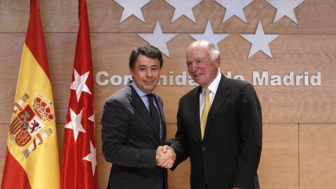 Ignacio Gonz&aacute;lez junto a Michael Leven