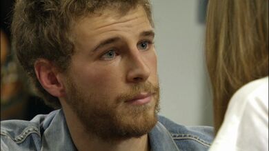 Joel ha vuelto para estar con Leire y para cuidar de ella
