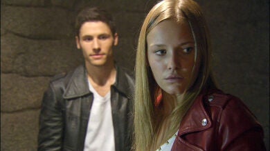 Leire y Ricky encuentran la lobera de Joel
