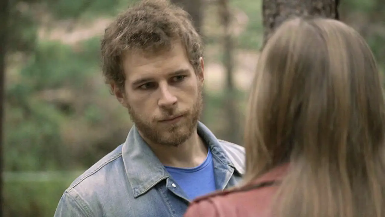 Leire confiesa a Joel que sabe su secreto