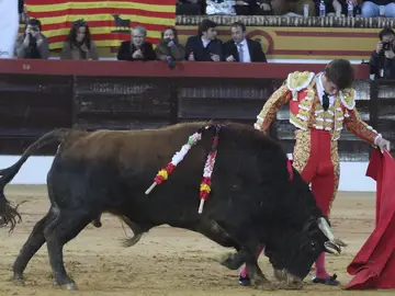 El Juli durante una de sus faenas El Juli durante una de sus faenas