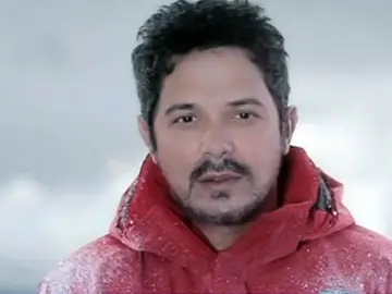 Varios famosos colaboran con Greenpeace Varios famosos colaboran con Greenpeace