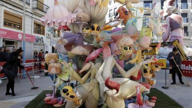 Los monumentos infantiles anuncian la cuenta atrás para Fallas