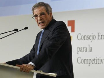El presidente del Consejo Empresarial de Competitividad y de Telefónica, César Alierta