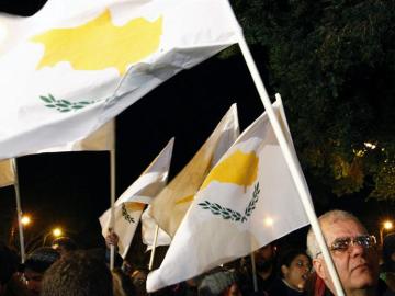 Chipre sale a la calle a protestar