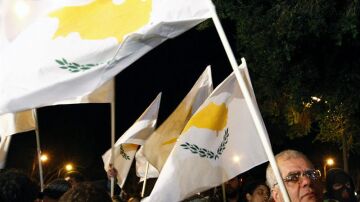 Chipre sale a la calle a protestar