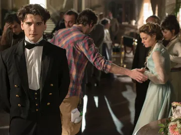 Yon González posa en el rodaje Yon González posa en el rodaje