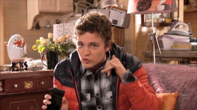 Gana un poster firmado de 'Con el culo al aire' con la clave de la aplicación ANT3.0