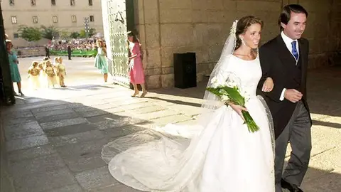 Ana Aznar junto a su padre en el monasterio de El Escorial. Ana Aznar junto a su padre en el monasterio de El Escorial.