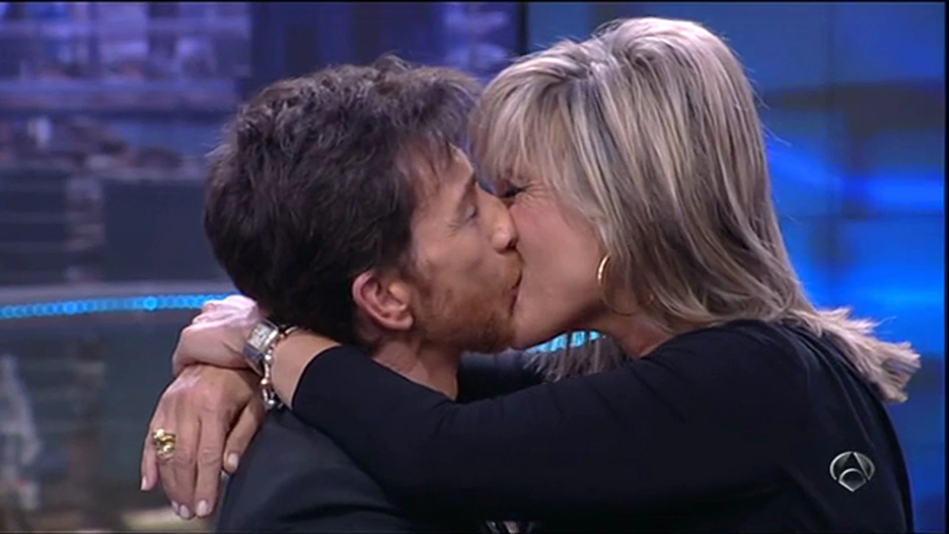 El beso en los labios de Julia Otero y Pablo Motos