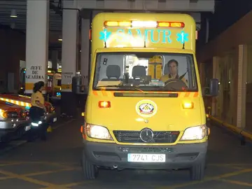 Una ambulancia del SAMUR Una ambulancia del SAMUR