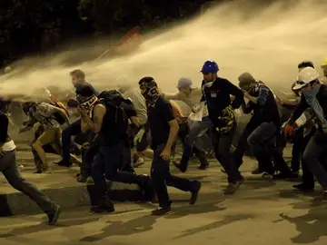 Continúan los disturbios en turquía Continúan los disturbios en turquía