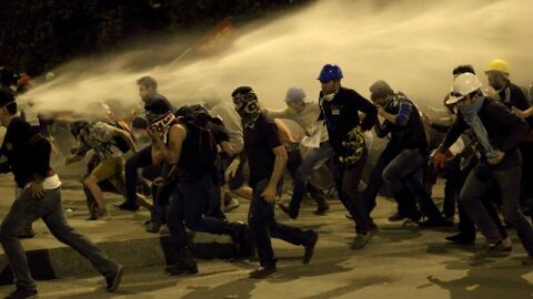 Contin&uacute;an los disturbios en turqu&iacute;a