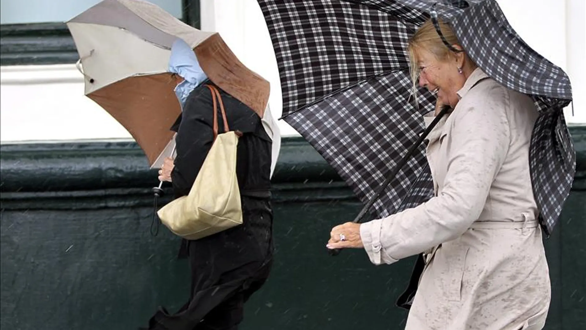 Vientos y lluvias en toda la península Vientos y lluvias en toda la península