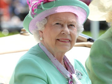 La reina Isabel II en el Royal Ascot 2013