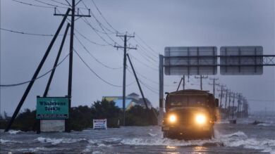 Al menos tres muertos y 100.000 desplazados por las fuertes inundaciones en Canadá