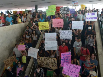 35.000 personas por la mejoras en el transporte públicos 35.000 personas por la mejoras en el transporte públicos