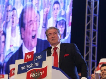 El primer ministro albanés y líder del partido democrático, Sali Berisha